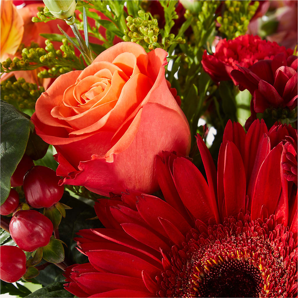 Sweater Season - A Florist Original – BUDS CUT FLOWERS & MORE, Taos NM