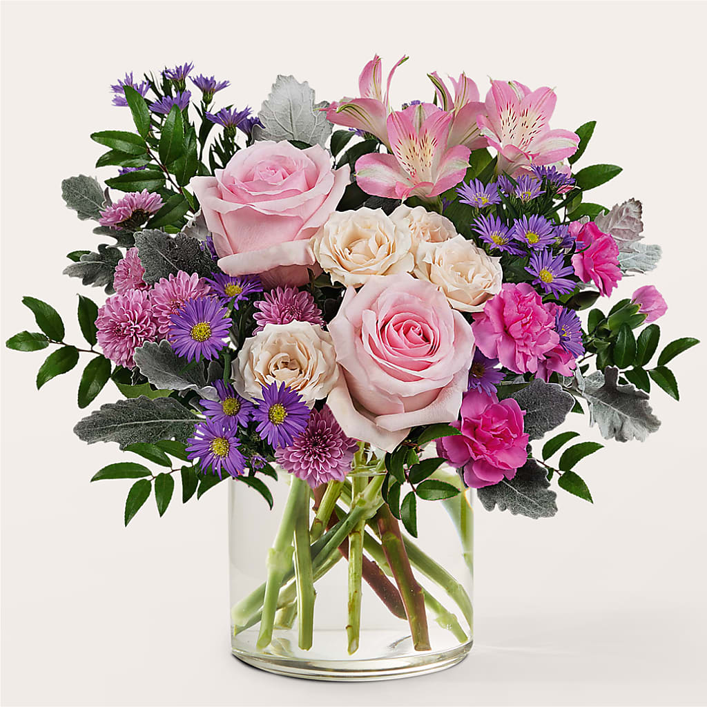 Light as a Feather Bouquet – BUDS CUT FLOWERS & MORE, Taos NM