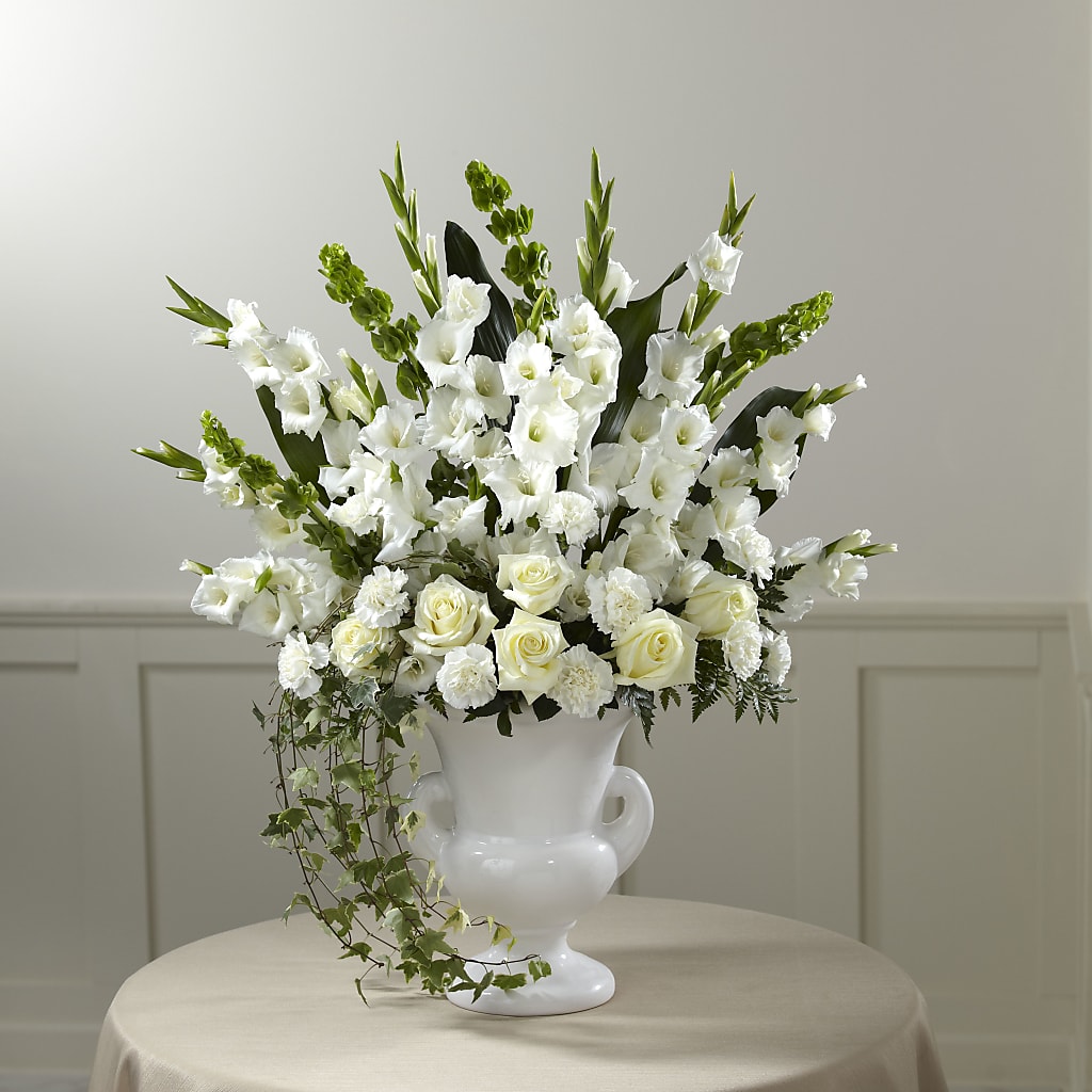 Fond Reflections Arrangement – BUDS CUT FLOWERS & MORE, Taos NM