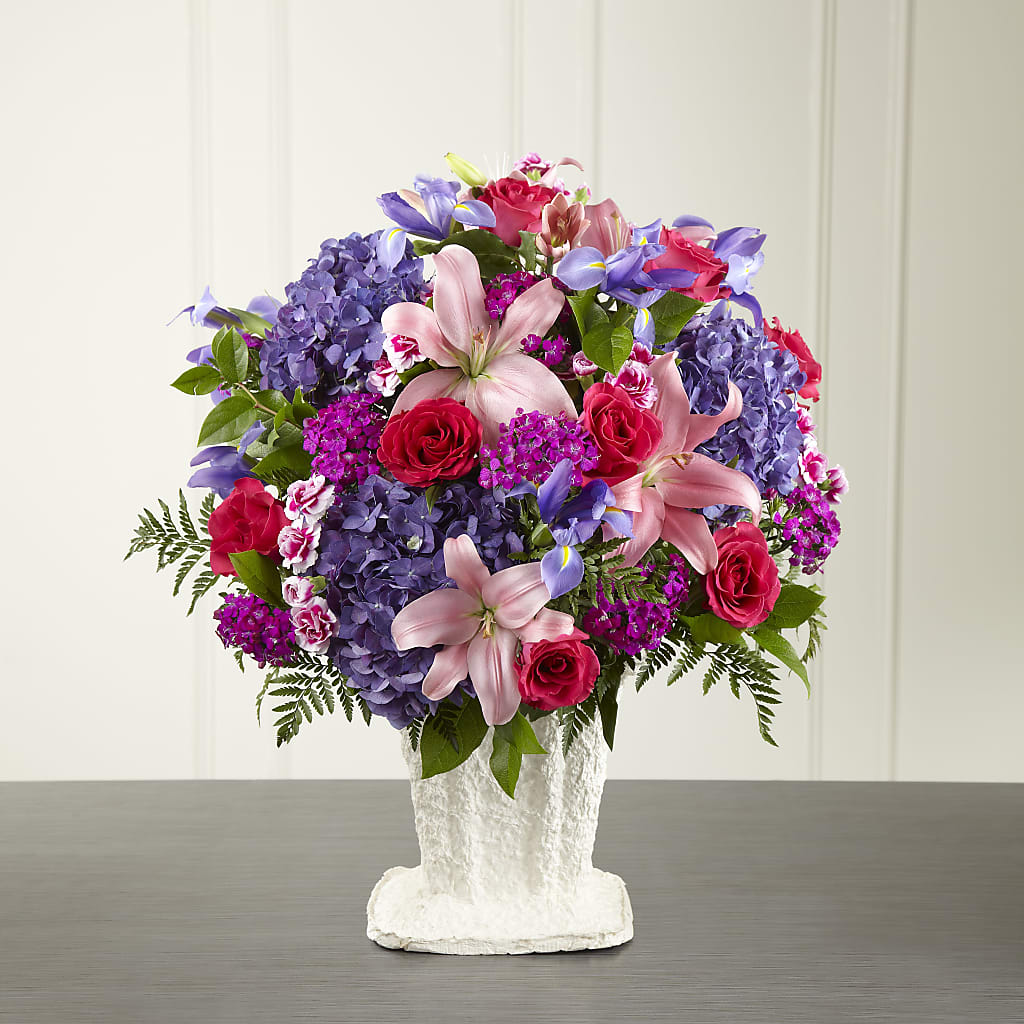 We Fondly Remember Arrangement – BUDS CUT FLOWERS & MORE, Taos NM