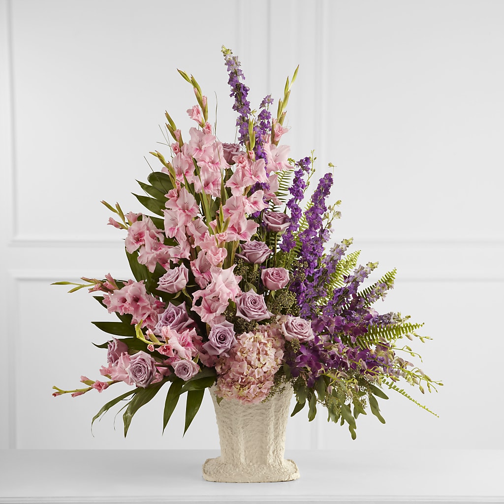 Flowing Garden Arrangement – BUDS CUT FLOWERS & MORE, Taos NM