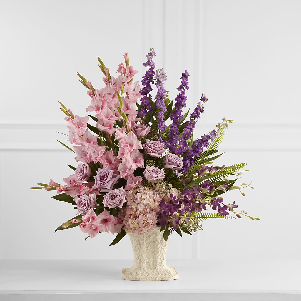 Flowing Garden Arrangement – BUDS CUT FLOWERS & MORE, Taos NM