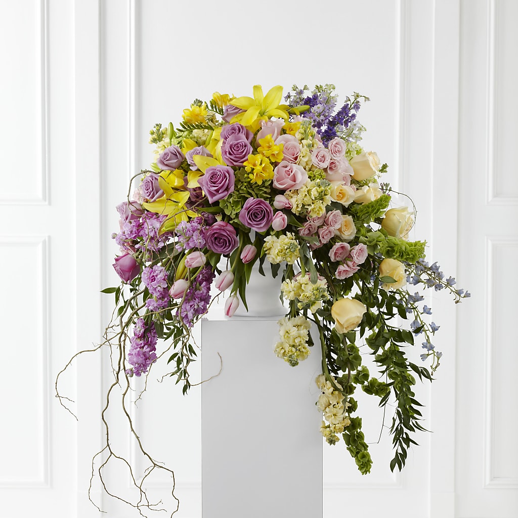 Display of Affection Arrangement – BUDS CUT FLOWERS & MORE, Taos NM