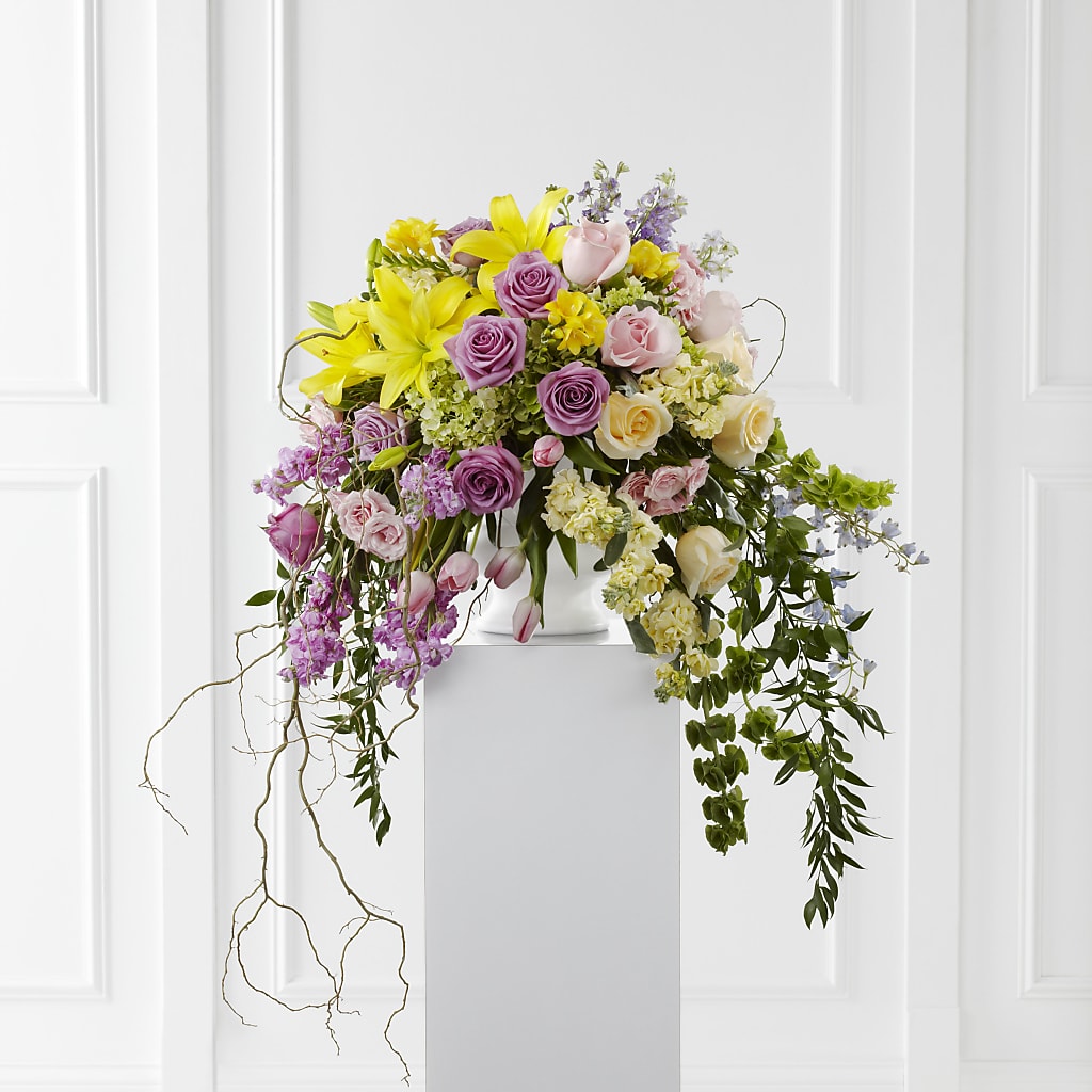 Display of Affection Arrangement – BUDS CUT FLOWERS & MORE, Taos NM