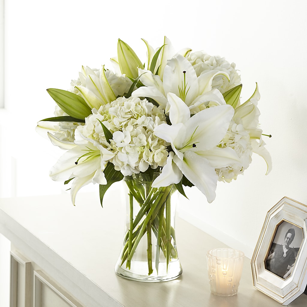 Compassionate Lily Bouquet – BUDS CUT FLOWERS & MORE, Taos NM