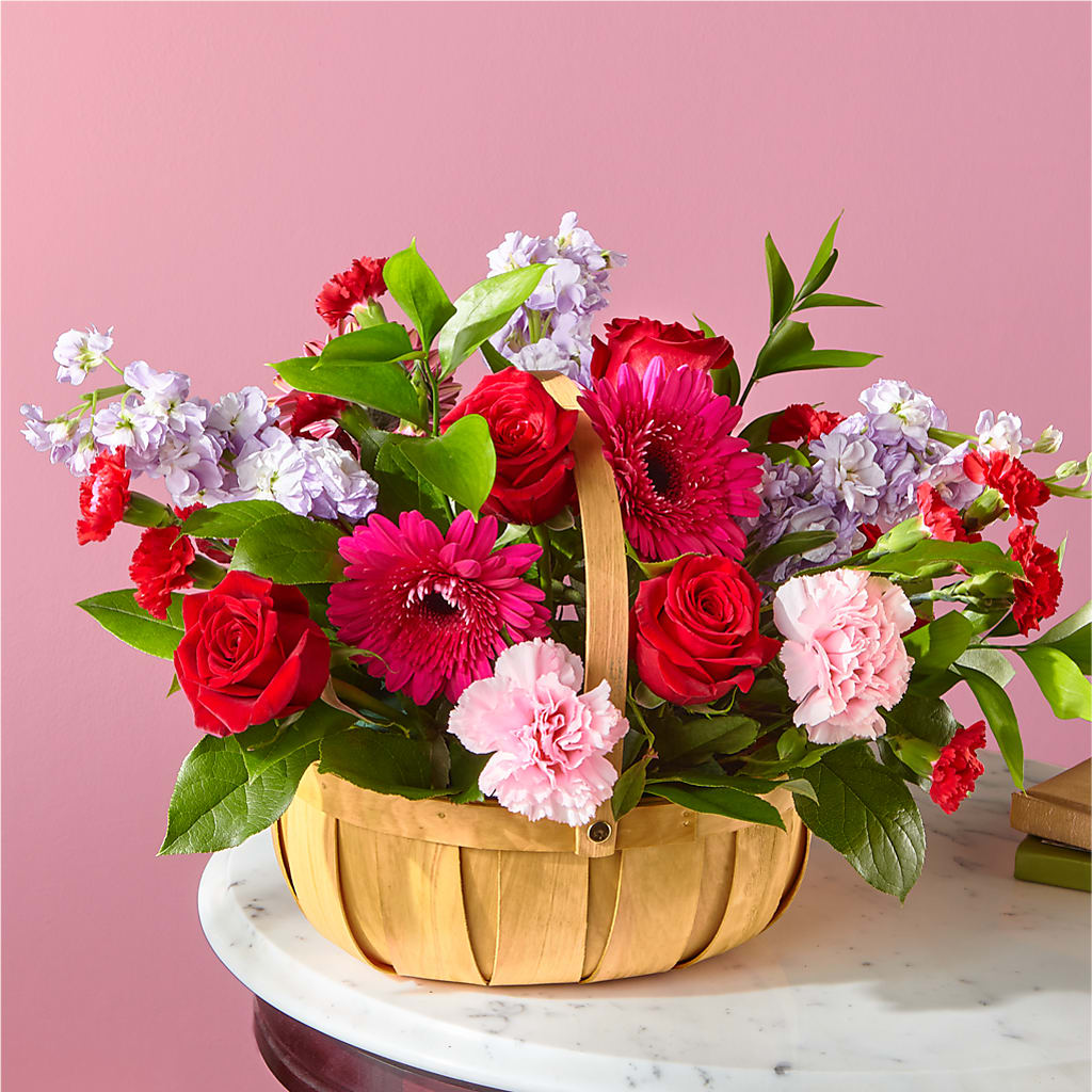 Pink Picnic Basket – BUDS CUT FLOWERS & MORE, Taos NM
