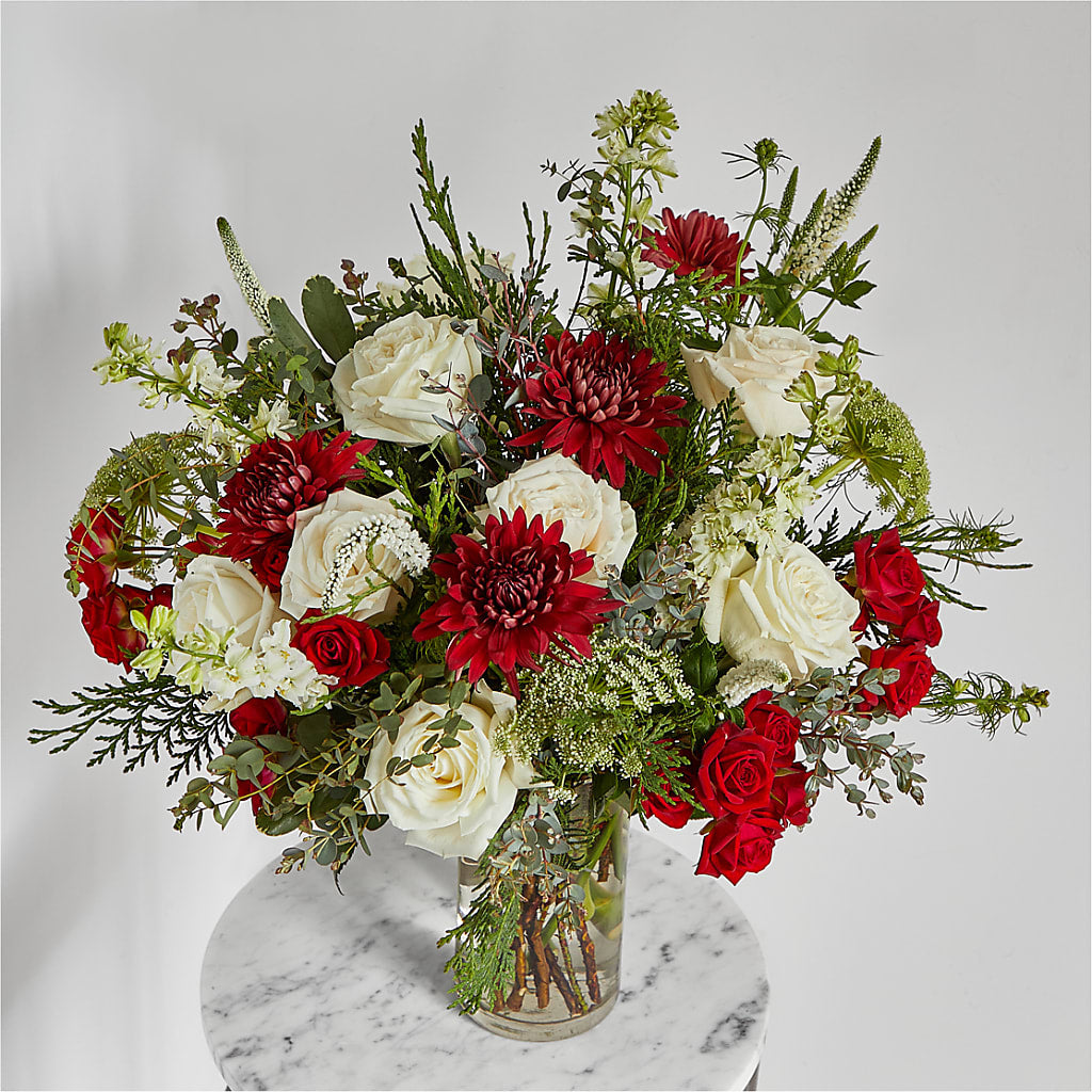 Favorite Traditions Bouquet – BUDS CUT FLOWERS & MORE, Taos NM