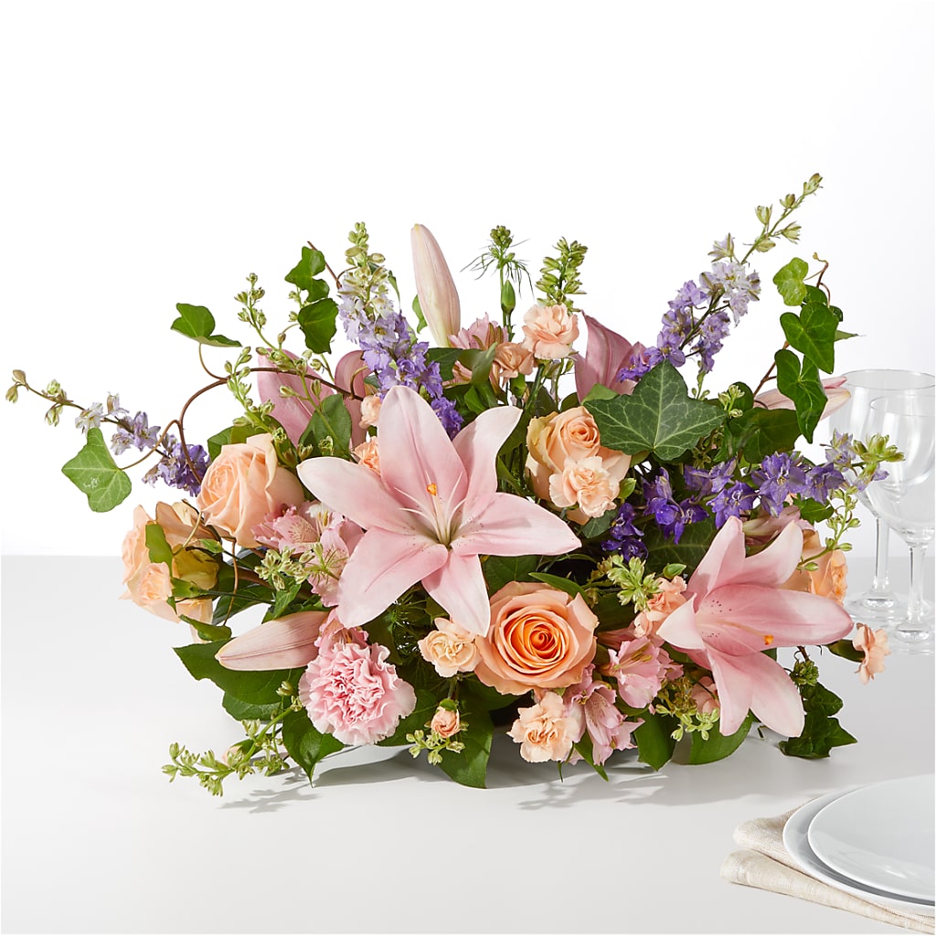 Blossom Time Centerpiece – BUDS CUT FLOWERS & MORE, Taos NM
