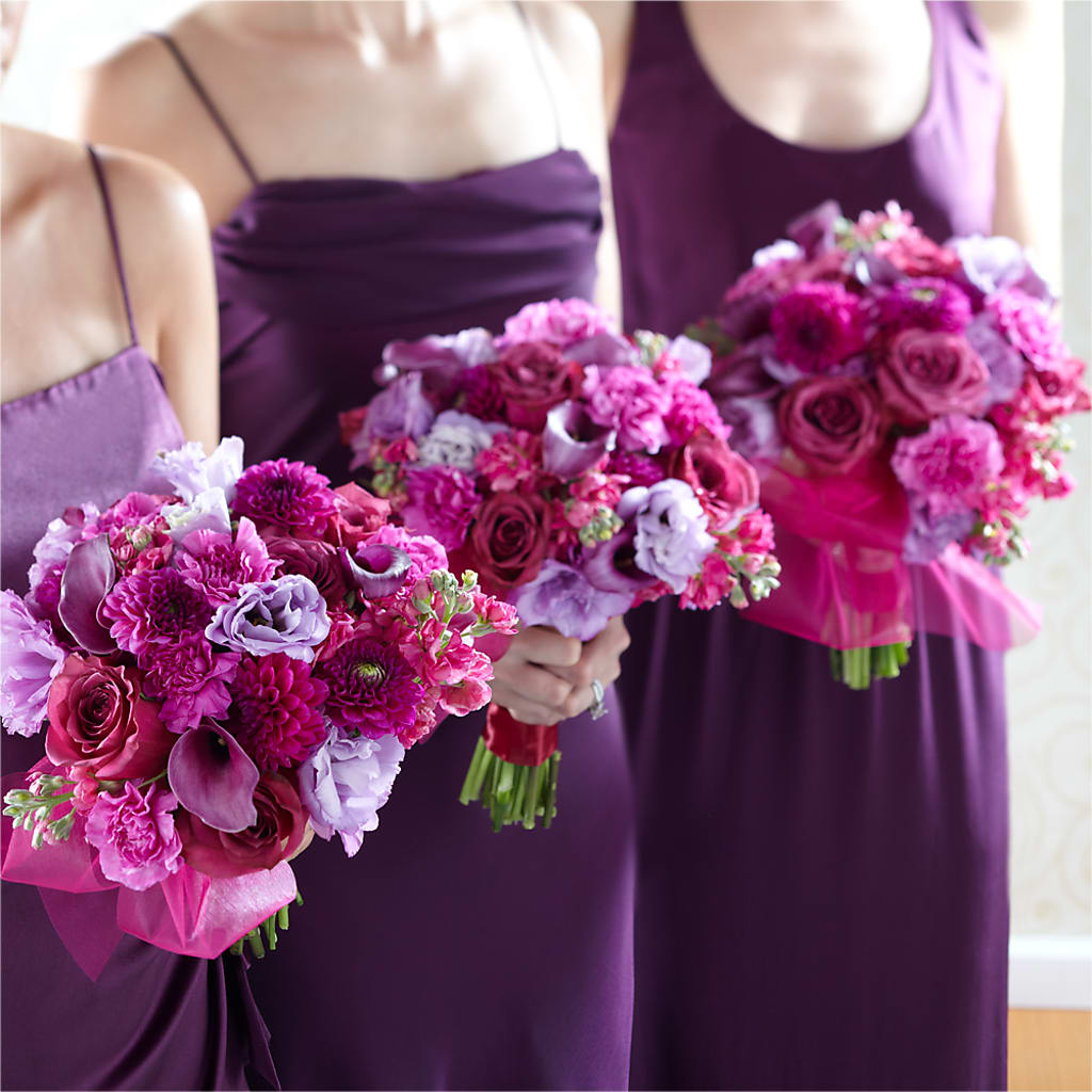 Bridesmaid's Garden Bouquet – BUDS CUT FLOWERS & MORE, Taos NM
