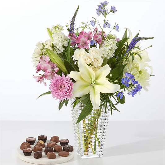Winter Celebration Bouquet – BUDS CUT FLOWERS & MORE, Taos NM