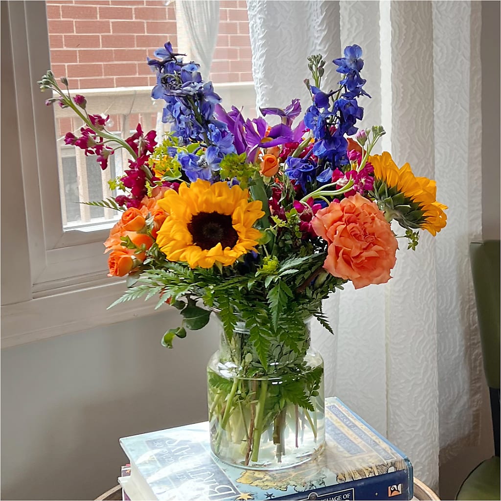 Rays of Life Bouquet – BUDS CUT FLOWERS & MORE, Taos NM