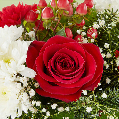 Chance of Flurries Bouquet – BUDS CUT FLOWERS & MORE, Taos NM