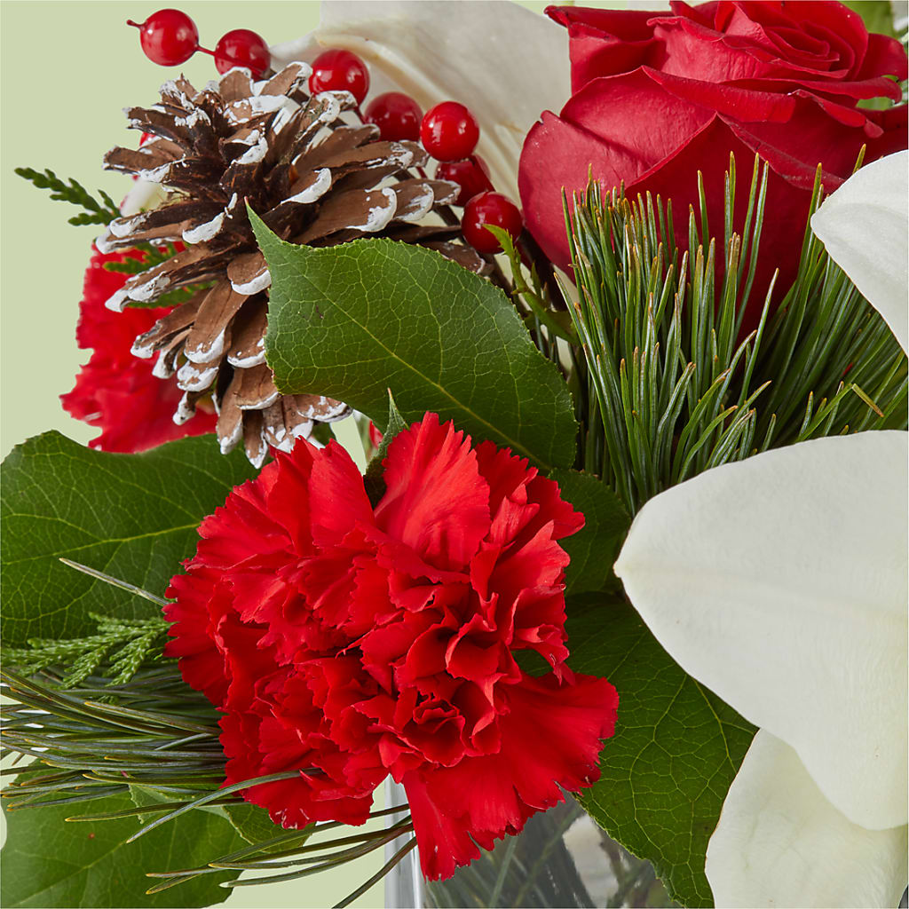 Glistening Icicles Bouquet – BUDS CUT FLOWERS & MORE, Taos NM