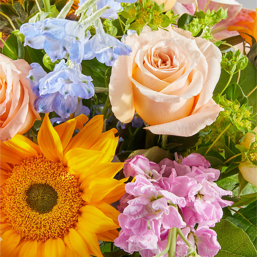 Dreamy Meadows Bouquet – BUDS CUT FLOWERS & MORE, Taos NM