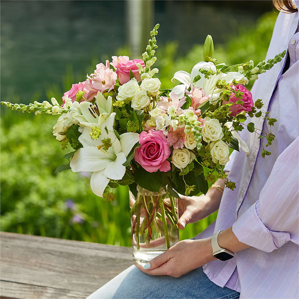 Fondly Bouquet – BUDS CUT FLOWERS & MORE, Taos NM